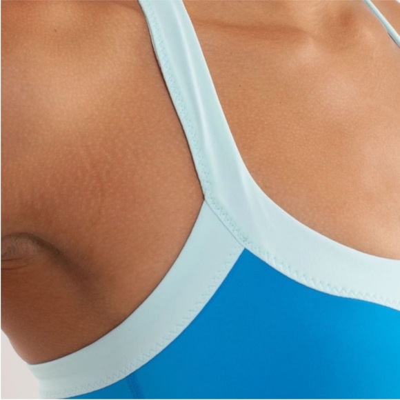 RARE LULULEMON Run: Sprint Bra Beach Blanket
Blue Aquamarine - Picture 4 of 14